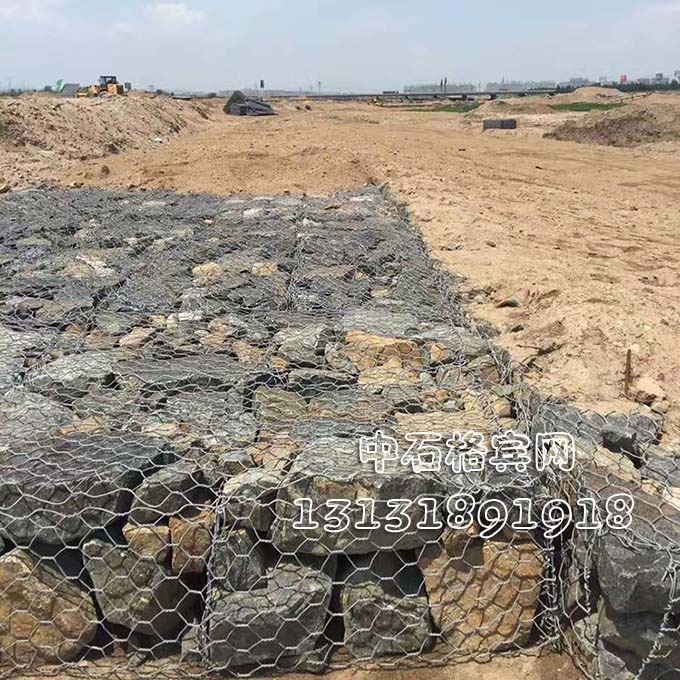 護(hù)坡雷諾護(hù)墊價(jià)格咨詢(xún)13131891918 護(hù)坡雷諾護(hù)墊價(jià)格咨詢(xún)13131891918