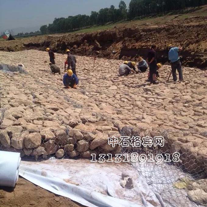 護坡鉛絲石籠價格、廠家13131891918 護坡鉛絲石籠價格、廠家13131891918