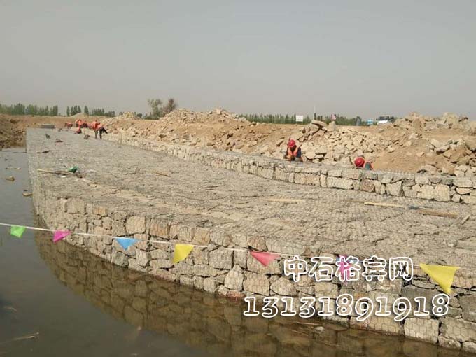 高爾凡鉛絲石籠 高爾凡鉛絲石籠